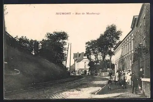 AK Jeumont, Rue de Maubeuge, Strassenpartie