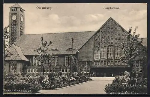 AK Oldenburg / O., Hauptbahnhof mit dem Vorplatz