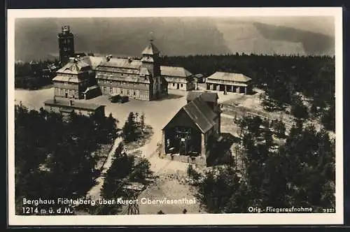 AK Oberwiesenthal, Berghaus Fichtelberg, Fliegeraufnahme