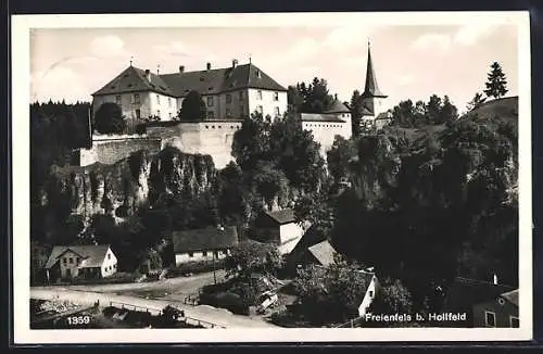 AK Freienfels b. Hollfeld, Strassenpartie mit Schloss