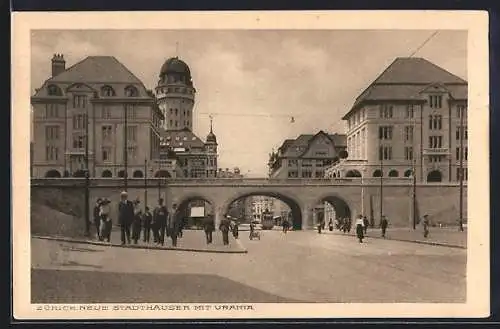 AK Zürich, Neue Stadthäuser mit Urania und Strassenbahn