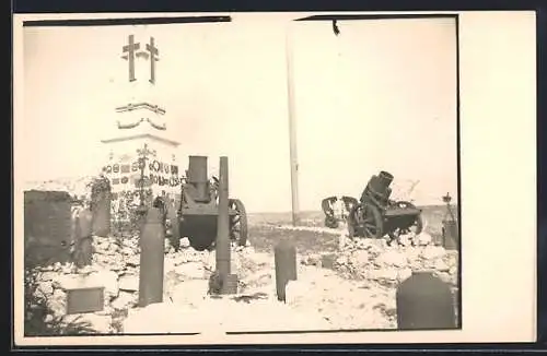 Foto-AK Mörserstellung an einem Denkmal