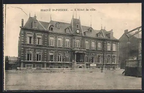 AK Haine St-Pierre, L`Hotel de ville