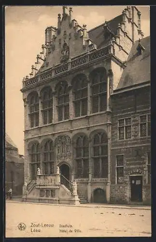 AK Léau, Hotel de Ville