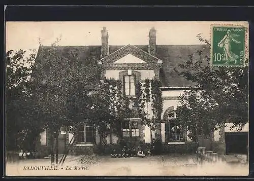 AK Badouville, La Mairie