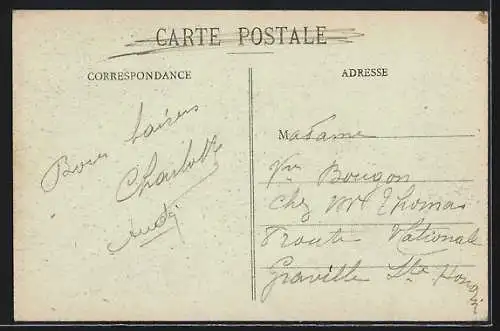 AK Pont-Saint-Pierre, Le Château (XVe siècle) et troupeau de moutons