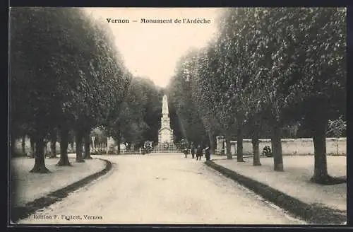 AK Vernon, Monument de l`Ardèche