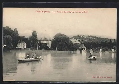 AK Vernon, Coin pittoresque au bord de la Seine