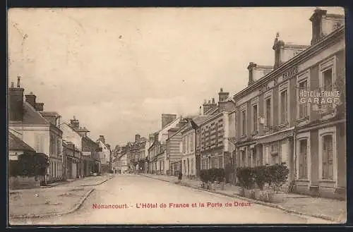 AK Nonancourt, L`Hôtel de France et la Porte de Dreux