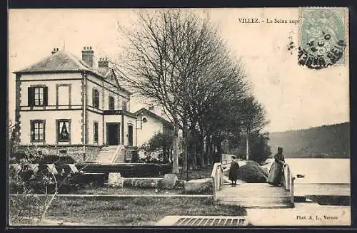 AK Villez, La Seine au printemps avec une maison et un pont