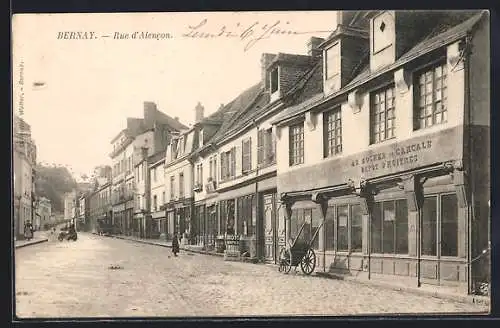 AK Bernay, Rue d`Alencon avec boutiques et passants