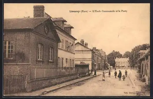 AK Lieurey, L`École Communale et la Poste