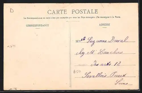 AK Pont-Audemer, La Rue Sadi-Carnot et l`Hôtel des Postes