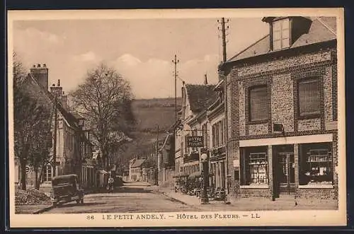 AK Le Petit Andely, Hôtel des Fleurs et rue animée