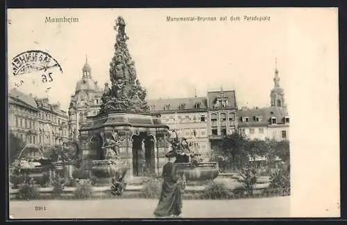 AK Mannheim, Monumental-Brunnen auf dem Paradeplatz