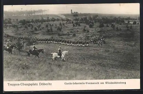 AK Döberitz, Truppen-Übungsplatz, Garde-Infanterie-Vormarsch am Windmühlenberg