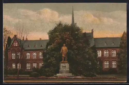 AK Kiel, Gymnasium mit Bismarckdenkmal