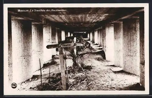 AK Verdun, La Tranchée des Baionnettes, Vue interieure