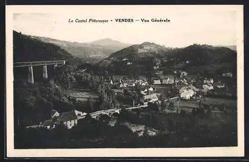 AK Vendes, Vue générale du village et pont dans le Cantal pittoresque