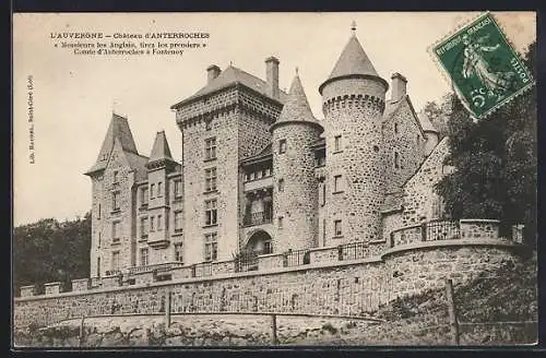 AK Anterroches, Château d`Anterroches en Auvergne