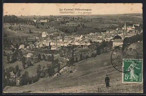 AK Pierrefort, Vue générale du village pittoresque dans le Cantal