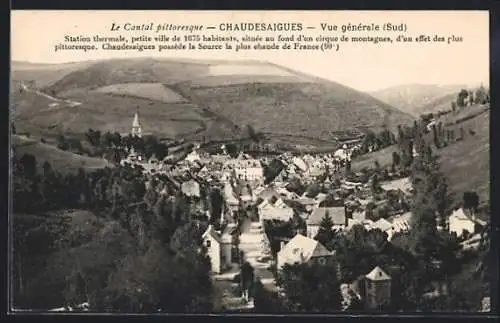 AK Chaudesaigues, Vue générale du sud dans un cirque de montagnes pittoresque