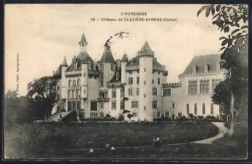 AK Clavière-Ayrens, Château de Clavière en Auvergne (Cantal)