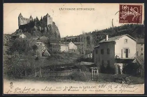 AK Saillant, Le Château pittoresque en Auvergne