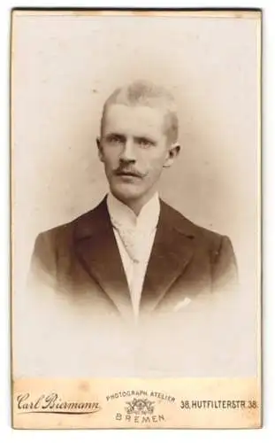 Fotografie Carl Biermann, Bremen, Hutfilterstr. 38, Georg Heinrichsen im Jahr 1897