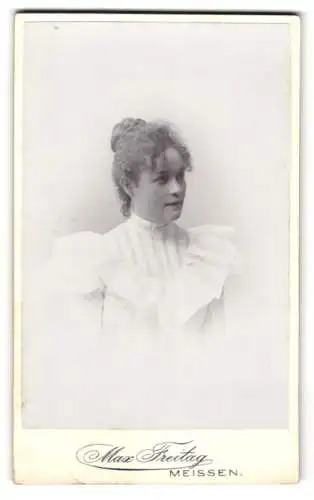 Fotografie Max Freitag, Meissen, Rothe Stufen 3, Rose im Jahr 1899