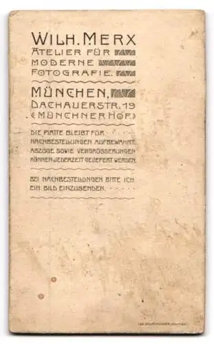 Fotografie Wilhelm Merx, München, Dachauerstr. 19, Junger Soldat in Uniform