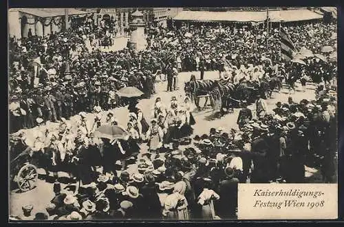 AK Wien, Umzugsgruppe mit Frauen in Tracht beim Kaiserhuldigungs-Festzug 1908