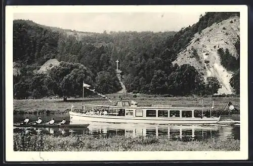 AK MS Freiherr von Münchhausen, Besitzer Friedrich Böker, Ausflugsdampfer und Ruderboot