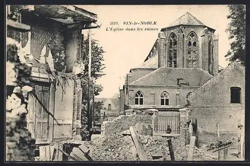 AK Sin-le-Noble, L`église dans les ruines