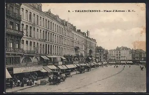 AK Valenciennes, Place d`Armes avec commerces et passants