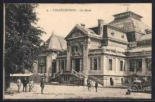 AK Valenciennes, Le Musée