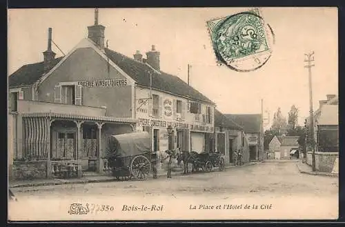 AK Bois-le-Roi, La Place et l`Hôtel de la Cité