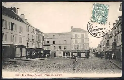 AK Brie-Comte-Robert, Place du Marché animée avec bâtiments et passants