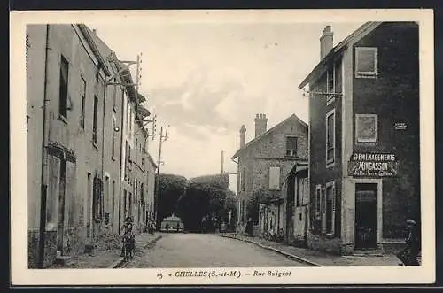 AK Chelles, Rue Buignet avec vue sur les bâtiments et cycliste