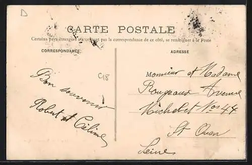 AK Pontcarré, La Mairie avec enfants devant l`édifice