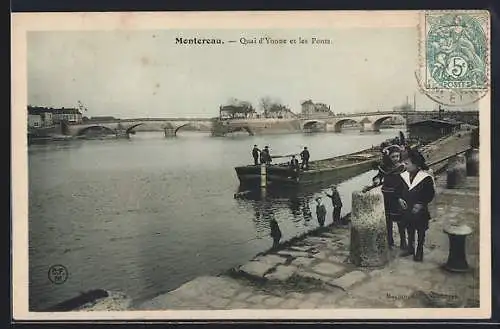 AK Montereau, Quai d`Yonne et les Ponts