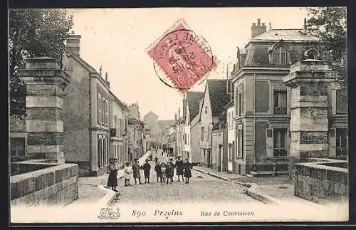 AK Provins, Rue de Courloison avec enfants jouant dans la rue