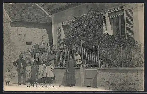 AK Longueville, Une rue avec épicerie et mercerie