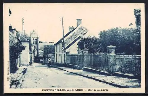 AK Fontenailles-sur-Marne, Rue de la Mairie avec vue sur l`église