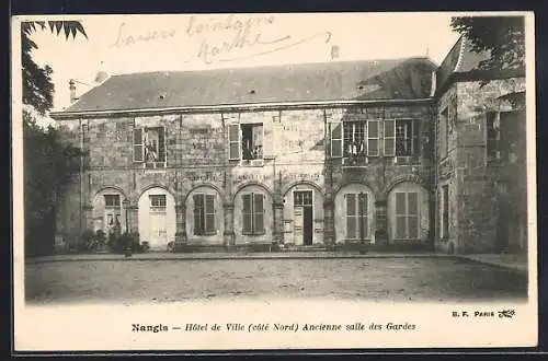 AK Nangis, Hôtel de Ville (côté Nord) Ancienne salle des Gardes