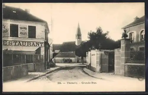 AK Thomery, Grande-Rue et église au fond