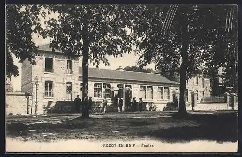 AK Rozoy-en-Brie, Écoles