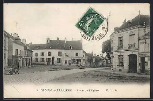 AK Ozoir-la-Ferrière, Place de l`Église