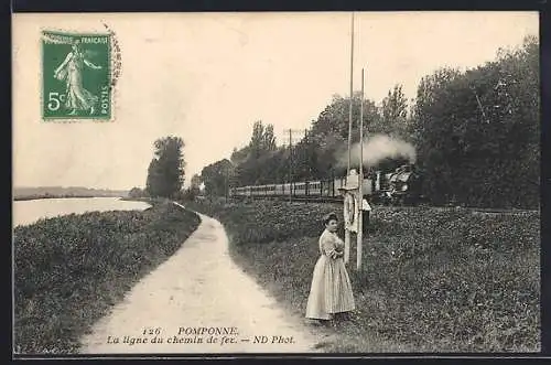 AK Pomponne, La ligne du chemin de fer et dame au bord de la route