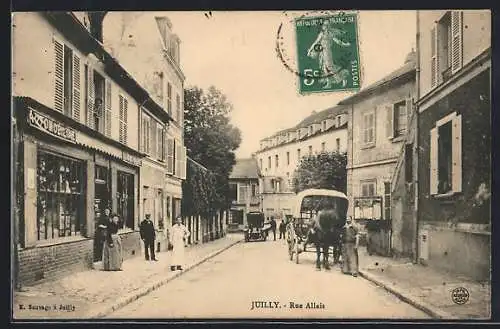 AK Juilly, Rue Allais avec cavaliers et boutiques animées